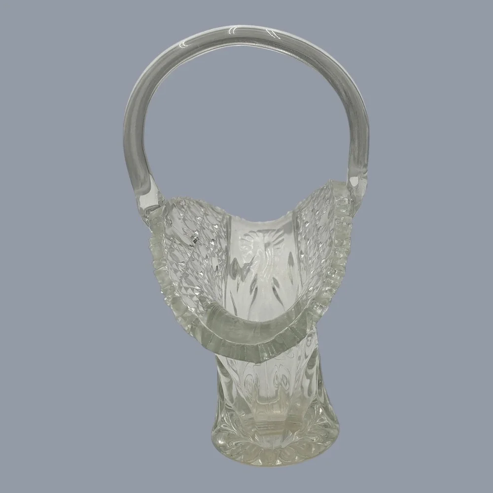 L.E. Smith Crystal Glass Basket Vintage Pinwheel Stars Clear Applied Handle MCM